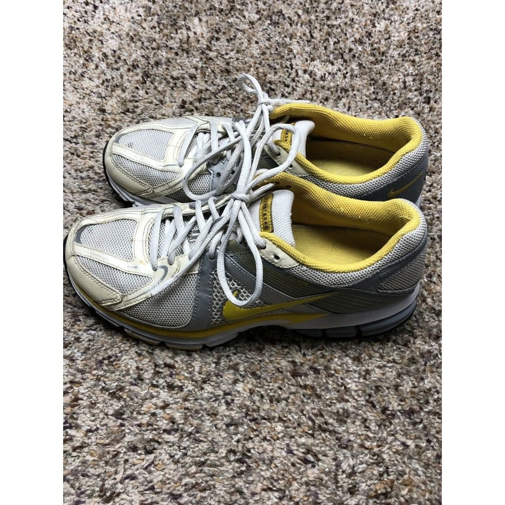 Nike‎ Livestrong Women's Shoes Size 9.5 White